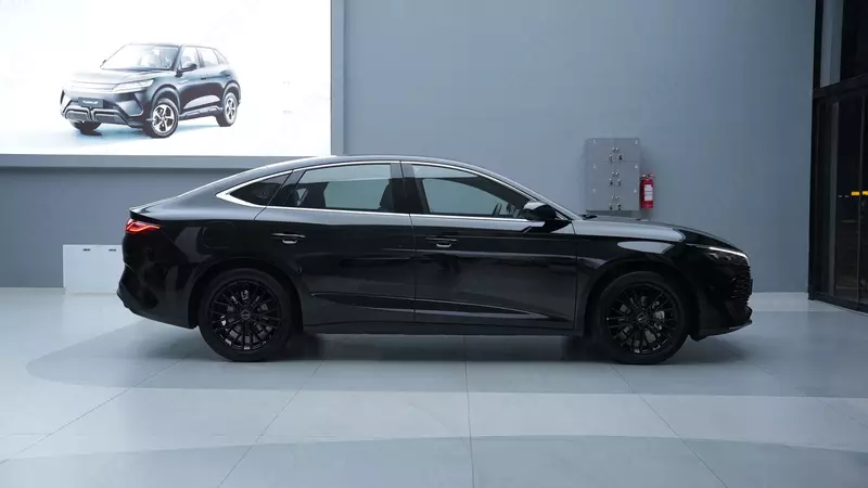 Автомобиль BYD Seal 6 Flagship (120 km) AUTOZONE BYD AUTOZONE