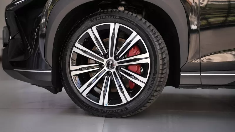 Автомобили BYD Sealion 7 (567km Flagship)AUTOZONE - 451 100 000 сум