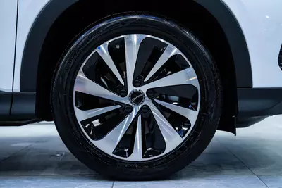 BYD SONG PLUS DM-i UzPride (110 km Flagship) AUTOZONE BYD AUTOZONE