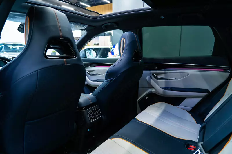 BYD SONG PLUS EV CHAMPION (520km Flagship) AUTOZONE - Легковые автомобили