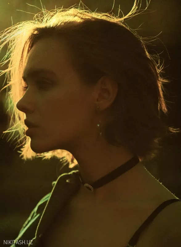 Женская фотосессия в студии