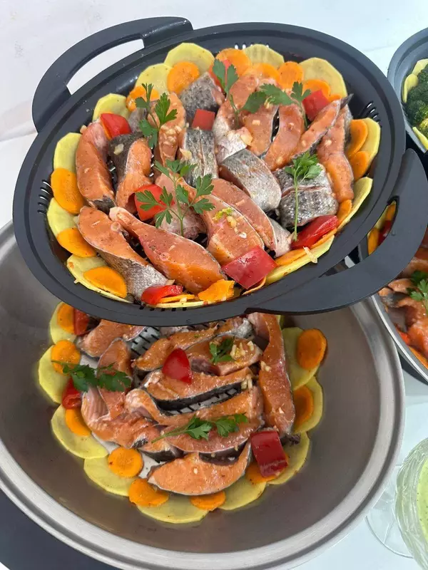  ООО JEDANI - Компьютеризированный кухонный робот Mycook Jedani Cook  производство Испании