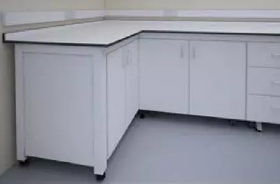 ЛАБОРАТОРНЫЙ СТОЛ