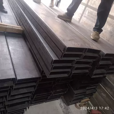 Гнутый швеллер до 6ти метров длины до 12мм толщины или уголок - Цена по запросу