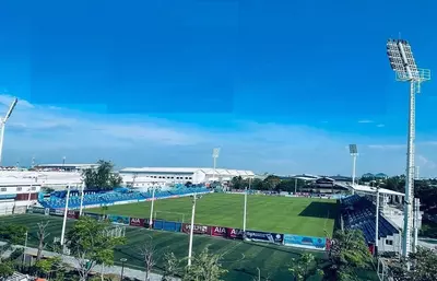 Мачты освещения стадиона