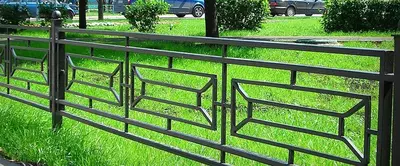 Забор из профильной (квадратной) и круглой трубы