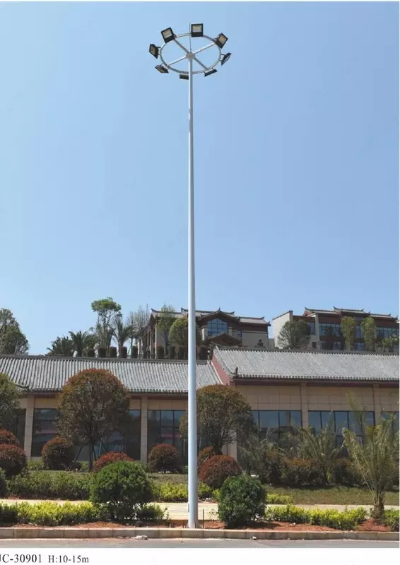 Мачты освещения стадиона  футбольного поля  спортивной площадки