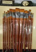 Набор художественных кистей плоских