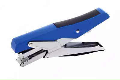 Stapler Deli 0329 (P-0147549) - 20 000 so'm / dona