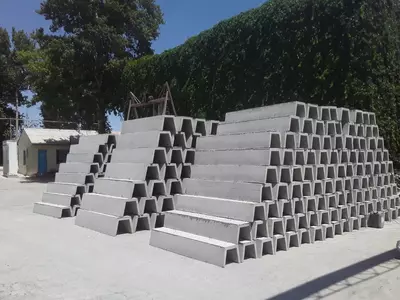 Лоток бетонный