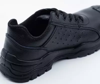 спецобувь - от 220 000 сум / пара