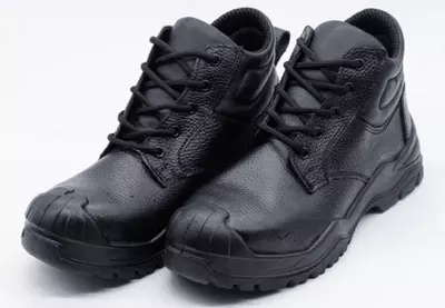 ботинки - от 220 сум / пара