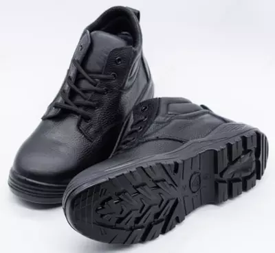 ботинки - от 220 сум / пара