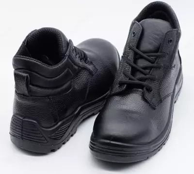 от 220 сум / пара ботинки