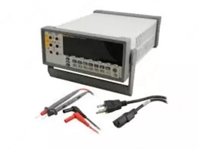Stol usti multimetri Fluke Calibration 8808A 220V