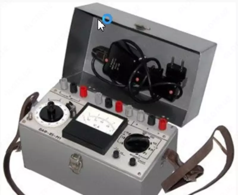 ВАФ-4303 — вольтамперфазометр