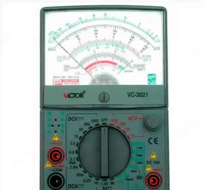 Victor VC3021 — мультиметр аналоговый