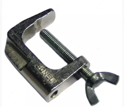 WAZACIMA1 — зажим специальный типа "струбцина" с разъемом "банан"