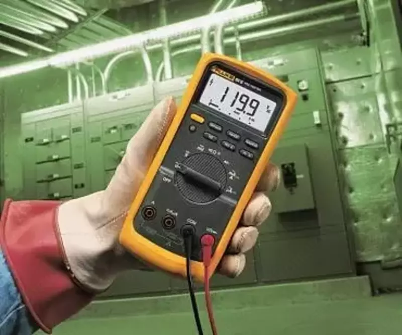 Fluke 83V - мультиметр - от {0} сум
