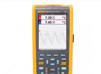 Fluke 125B/S osiloskopi