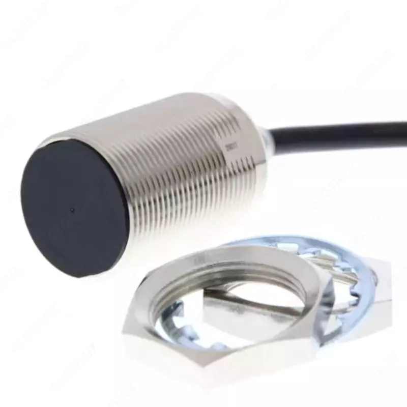 Датчик индуктивный Omron E2E-X20D230-T 5M