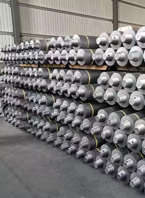 Электроды графитированные UHP 200 мм и 300мм