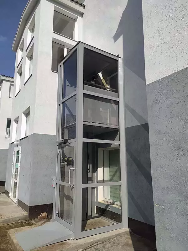 по запросу Вертикальный подъёмник для инвалидов в шахте (Шахтный инвалидный подъёмник)