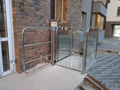 от 45 000 000 сум / шт Вертикальный инвалидный подъёмник ComDis-250