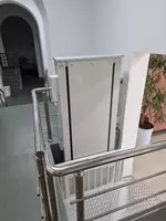 Ruisel Elevator - Вертикальный инвалидный подъёмник ComDis-250