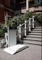 Наклонный (лестничный) инвалидный подъёмник ComDis-250 I - от 60 000 000 сум