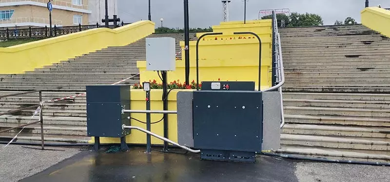 Наклонный (лестничный) инвалидный подъёмник ComDis-250 Y - от 80 000 000 сум