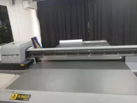 UV keng formatli flatbed bosib chiqarish ООО ARTMIX-MARKET