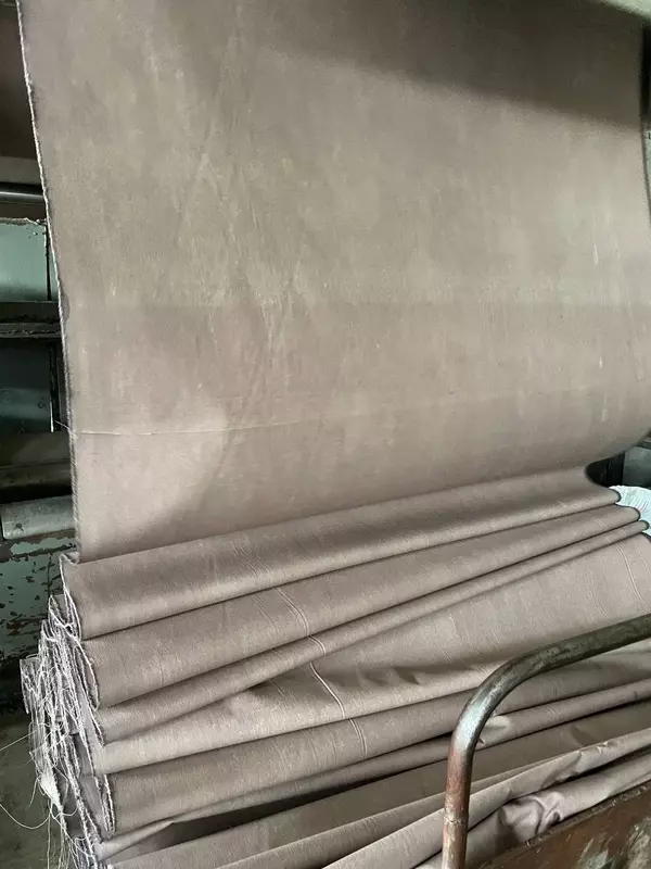 Brezent suv o'tkazmaydigan eni 170 sm - {0} so'mdan