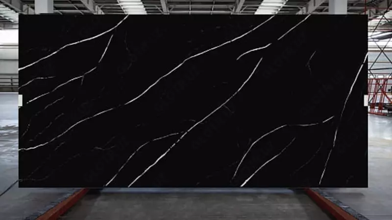 Marquina Lavagna premium kvarts toshi. Brend: Radianz. Ishlab Chiqaruvchi: Lotte (Janubiy Koreya). Qalinligi 2 sm. maydoni: 4