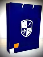 Toshkentda logotip bilan qog‘oz paketlarni bosib chiqarish. Sovg‘a paketlari. - Mediamax