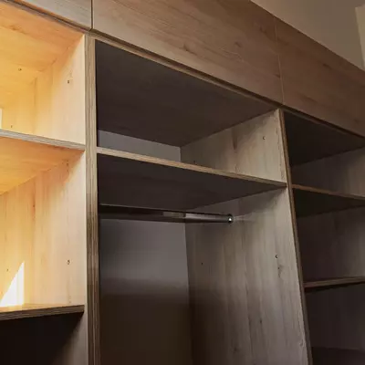 Narx so&#039;rov asosida Гардеробные шкафы под Ваш вкус