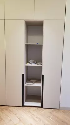 Книжные шкафы.