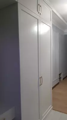 Гардеробные шкафы.