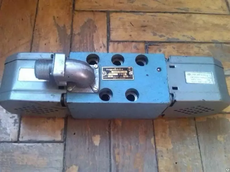 Shlangi ajratuvchi 64 PG 73-12 Chakana savdo