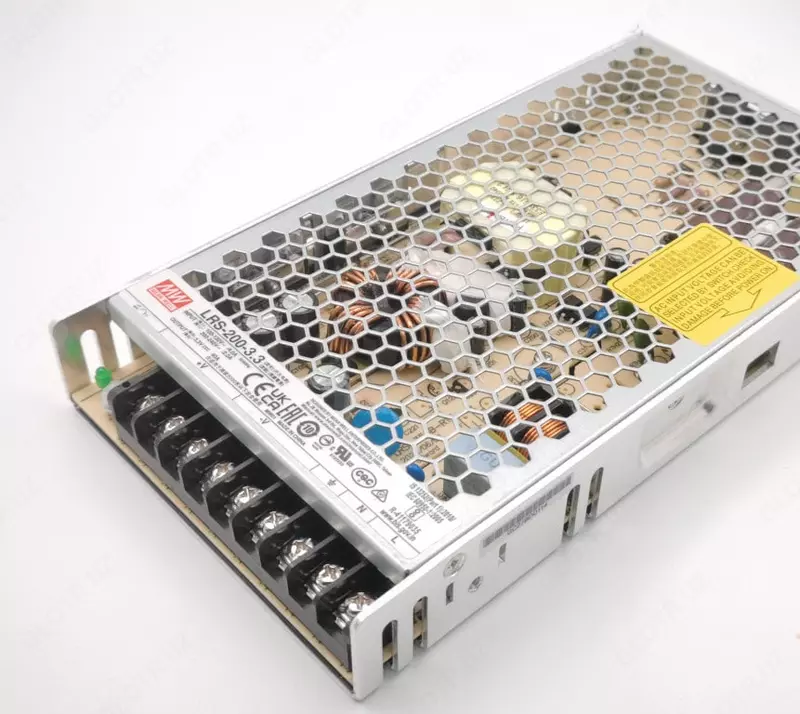 O'rtacha yaxshi HRP-200-3.3 quvvat manbai - 444 000 so'm