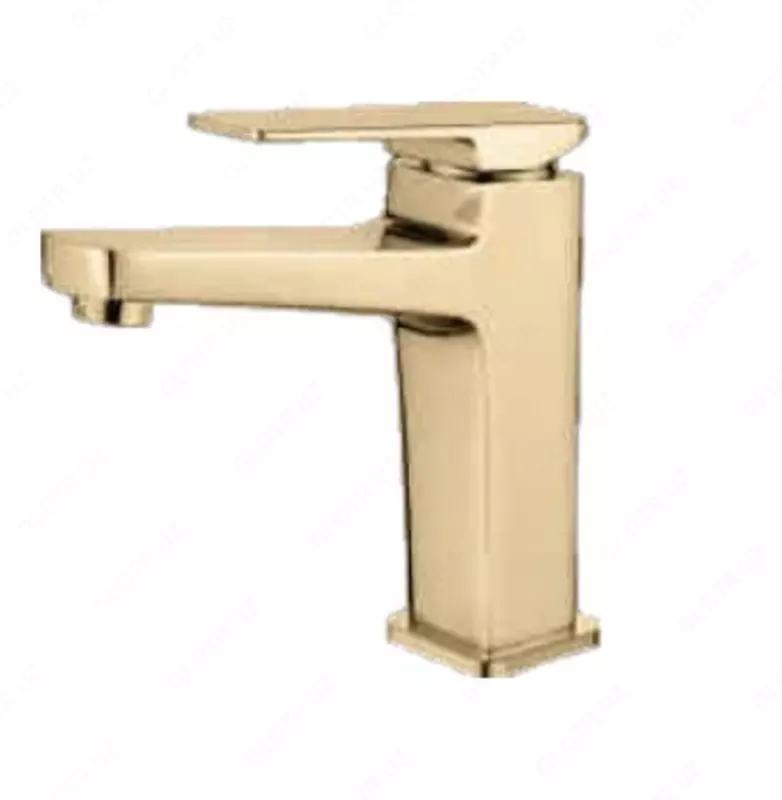 Morena Bakkarinning yalangoch fotosuratlari