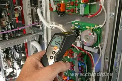 Комплект Testo 830-T4 - Инфракрасный термометр и поверхностный зонд с подпружиненной термопарой - 1 000 000 сум / шт.