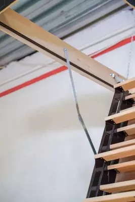 Чердачная лестница (складная) "DOCKE" Standard Metal, высота потолка 2.8 м