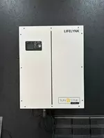 Гибридный инвертор Lifelynk от бренда ''SunSynk''