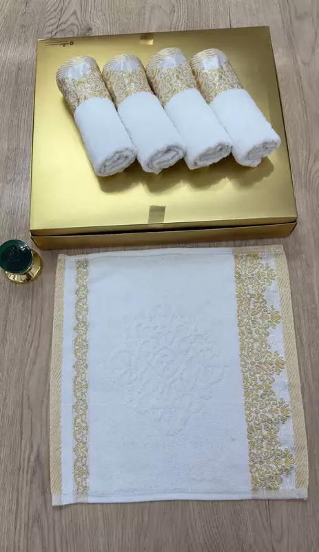 Коронационная салфетка