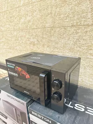 Микроволновая печь "BESTON" SM2004-B, 700W, 20 л (Черная)