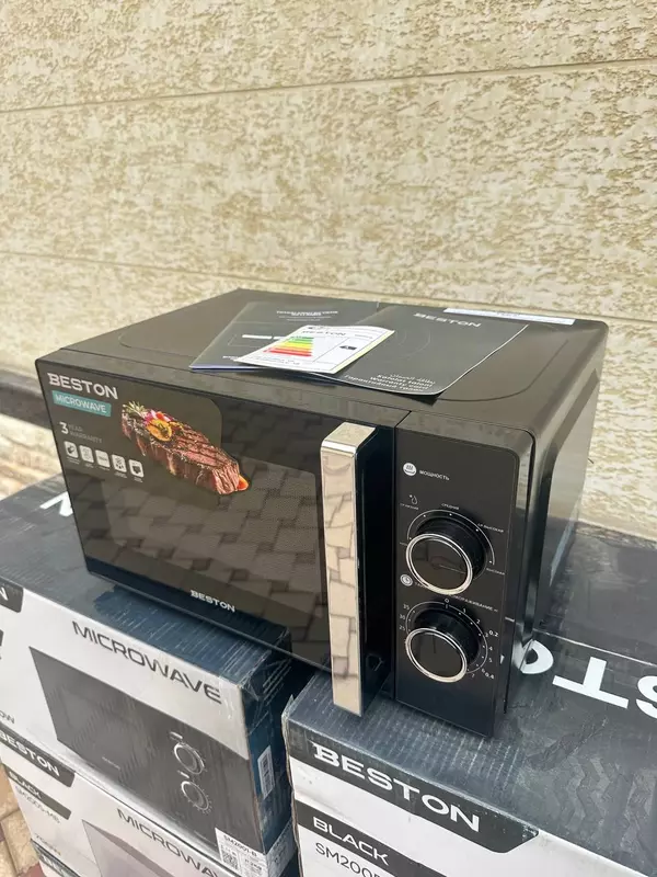 Mikroto'lqinli pech "BESTON" SM2005-B, 700 Vt, 20 l (qora/kumush)