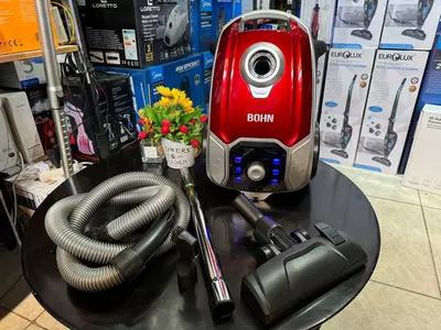 Бытовой пылесос "BOHN" BS-450, 2300Вт, мешок 4 л., циклонная система (Красный/металлик)