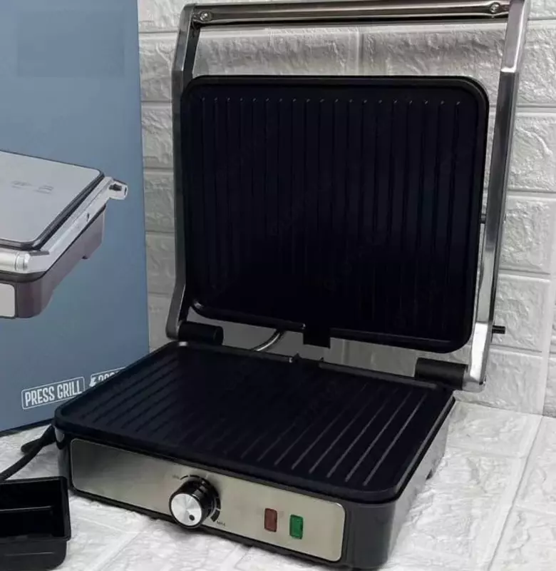 Uakeen ZL-412 elektr panjara, 1500 Vt, haroratni nazorat qilish (Germaniya), metall/qora