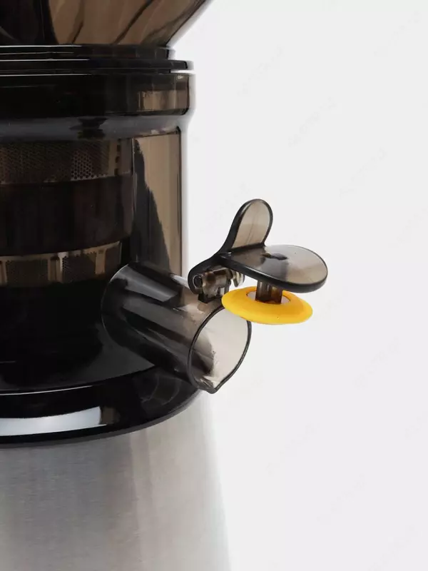 Maishiy sharbat chiqargich (shnekli) "Gipfel" GF-5066, 1200 Vt (Germaniya) Qora/Metalik